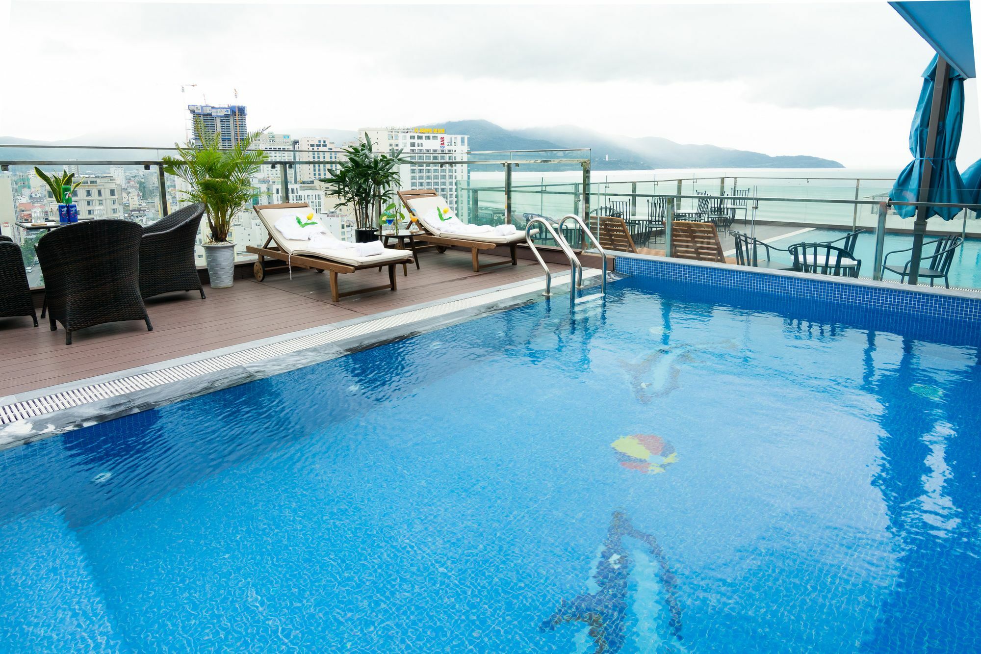 Dana Marina Boutique Hotel Дананг Екстериор снимка