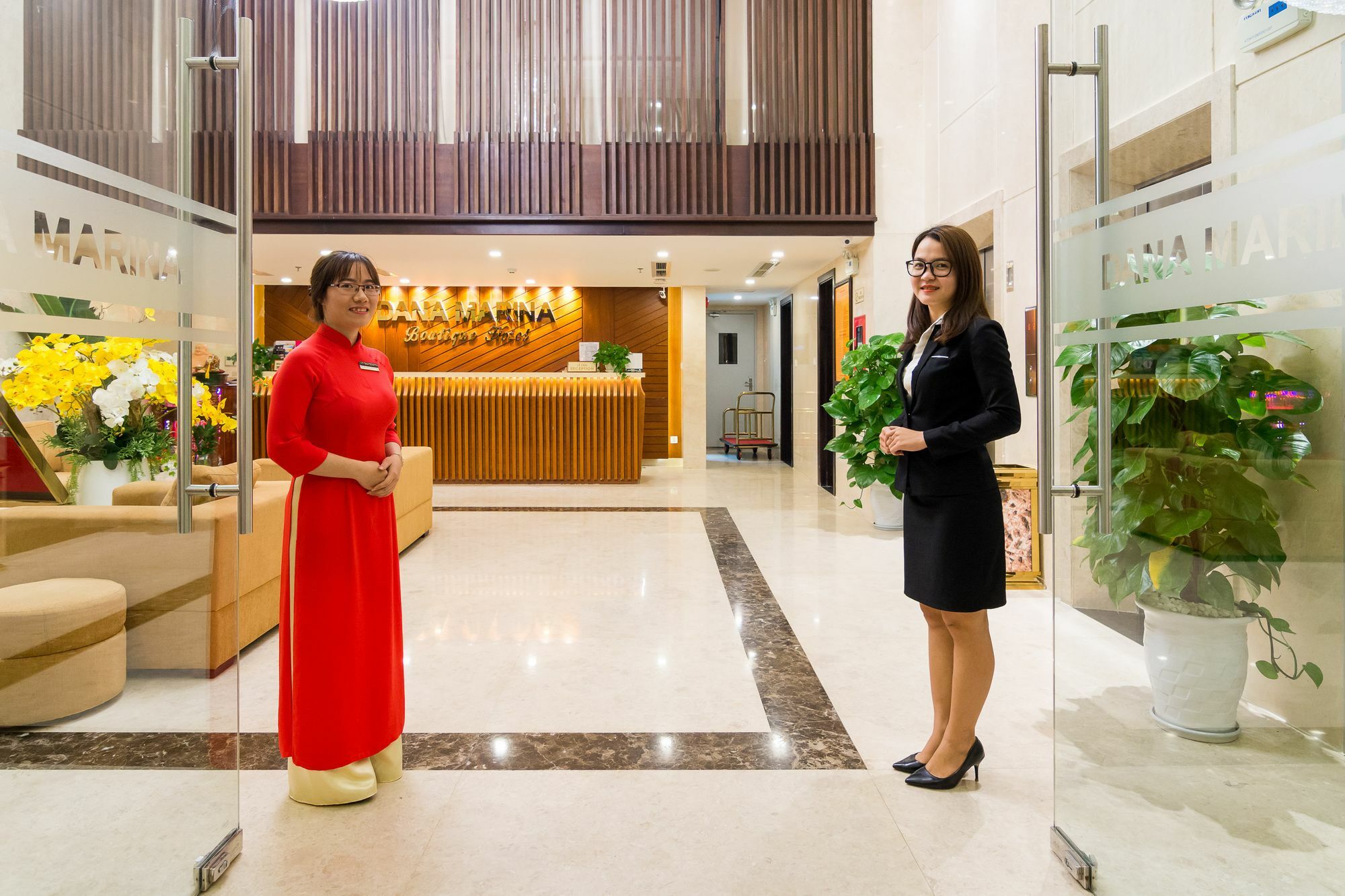 Dana Marina Boutique Hotel Дананг Екстериор снимка
